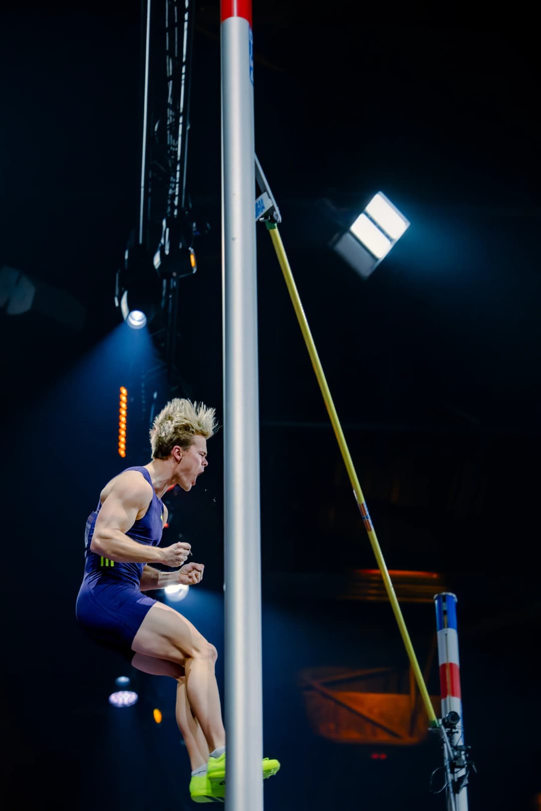 Sondre Guttormsen celebrating after a pole vault clearance